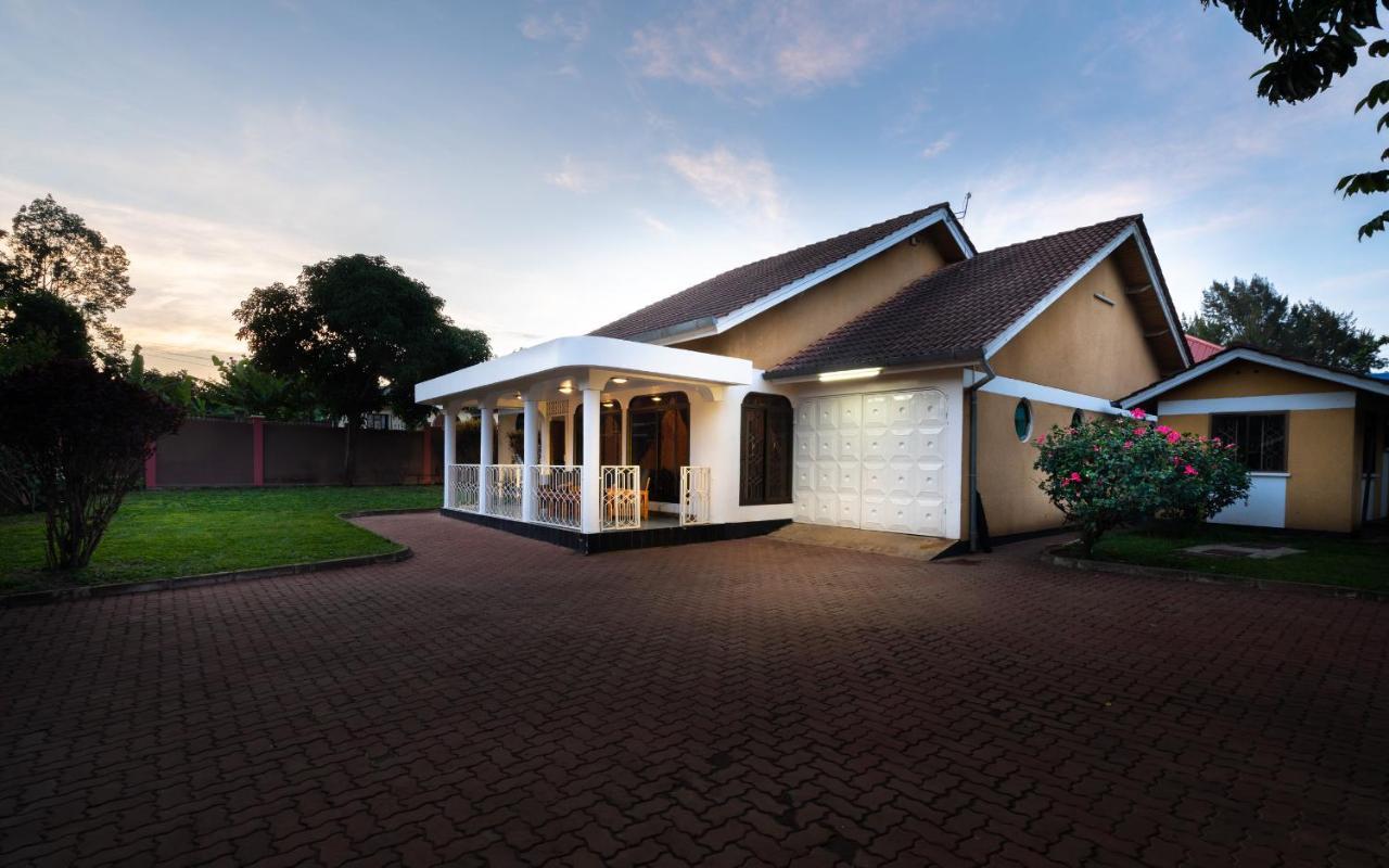 Dreamer'S Accommodation Arusha Exterior photo